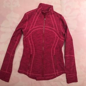 Raspberry zip Lululeomn Jacket EUC 6